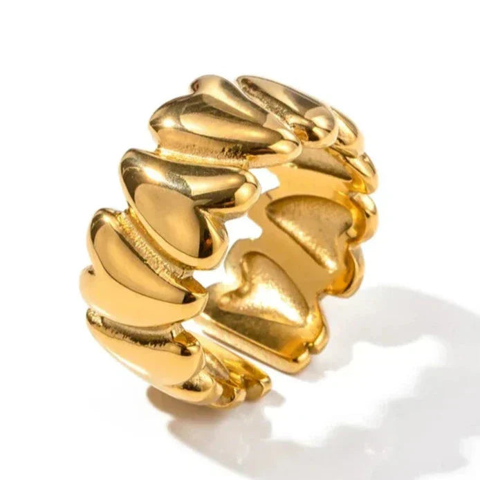 Vivienne - Wrap-Around Heart Ring
