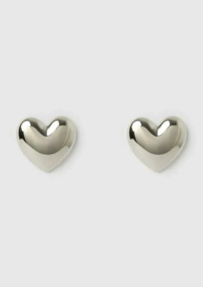 Nina | Heart-Shaped Studs