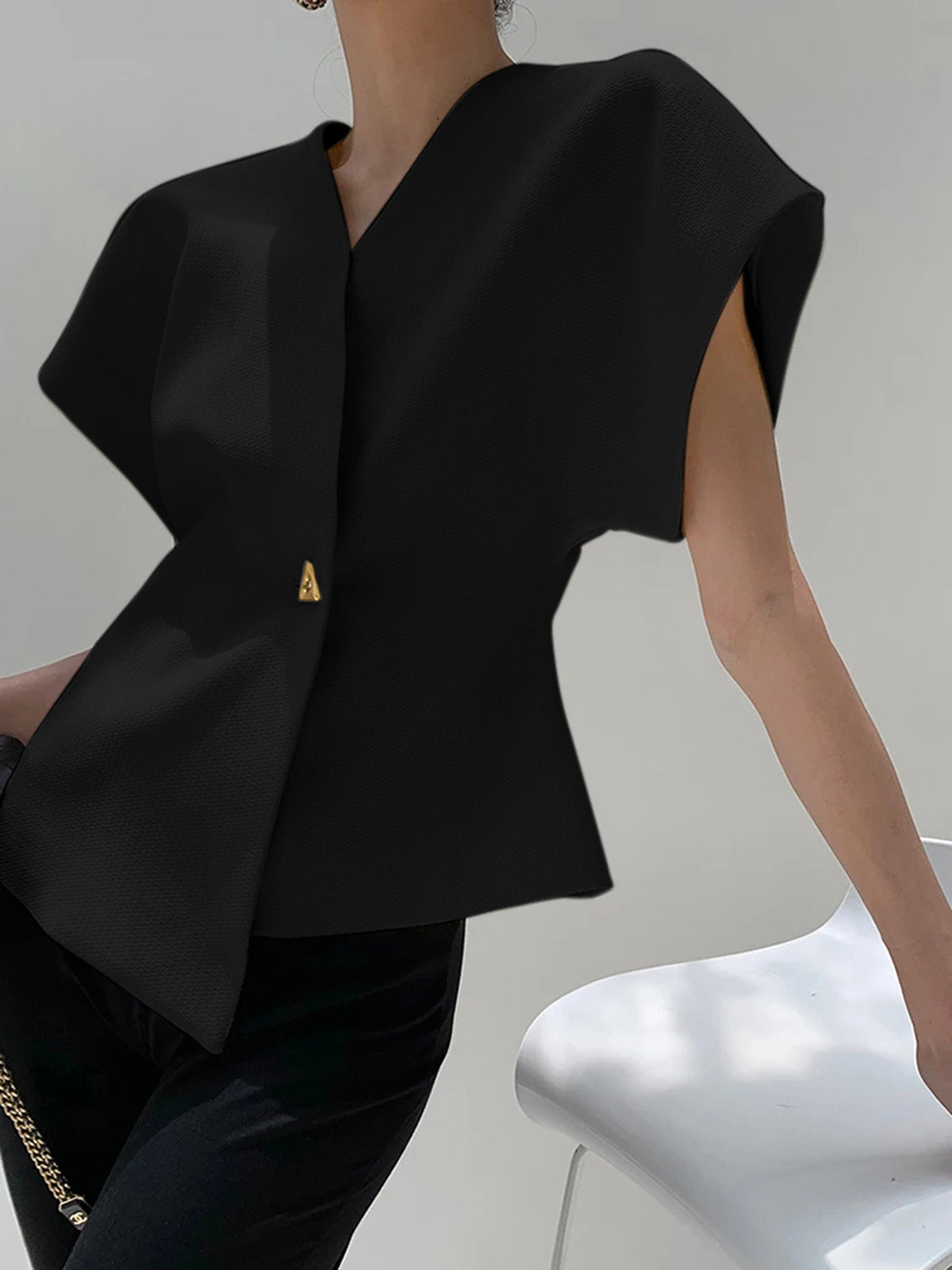Meyra - V-Neck Asymmetric Top