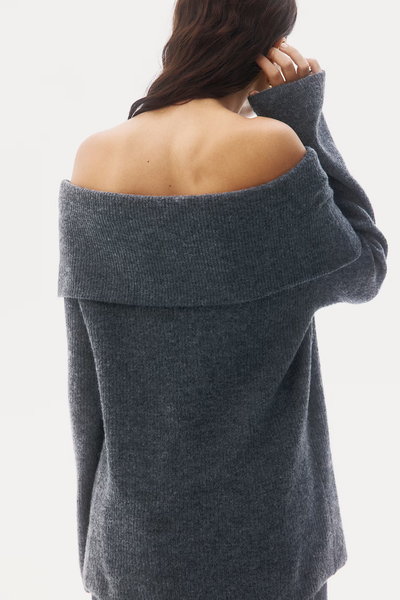 Joliana - Off-Shoulder Layered Knitted Top